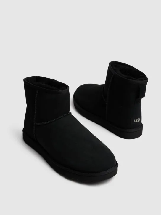 Ugg 10mm Classic Mini Shearling Boots