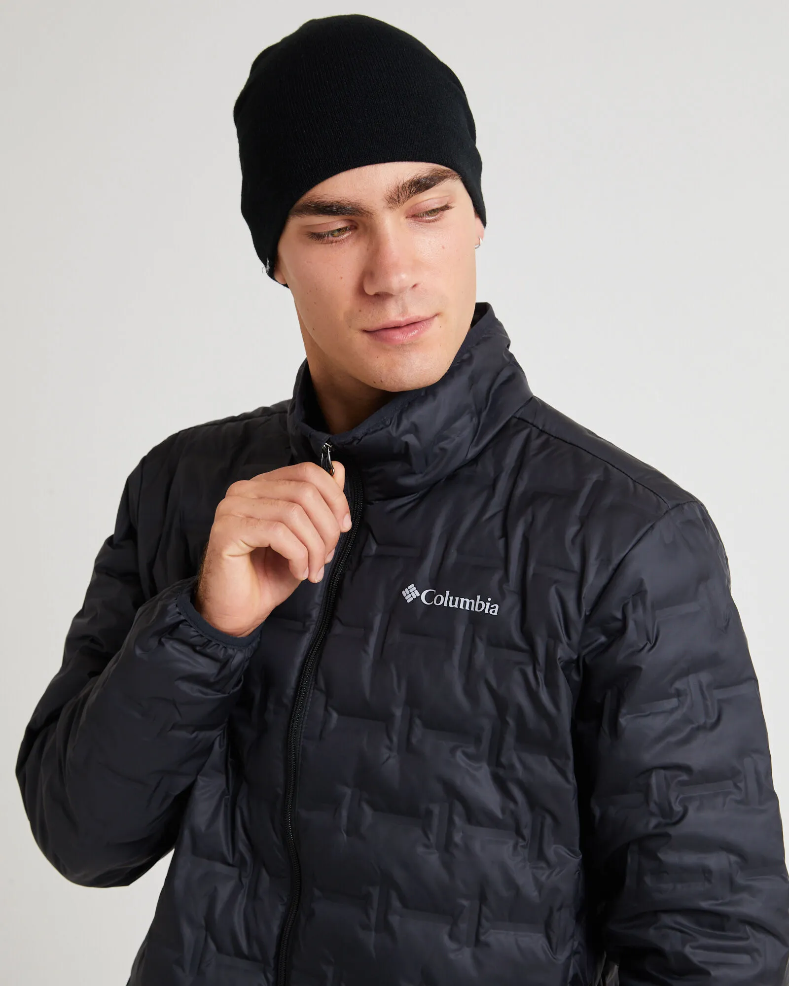 Columbia Black Delta Ridge Down Jacket