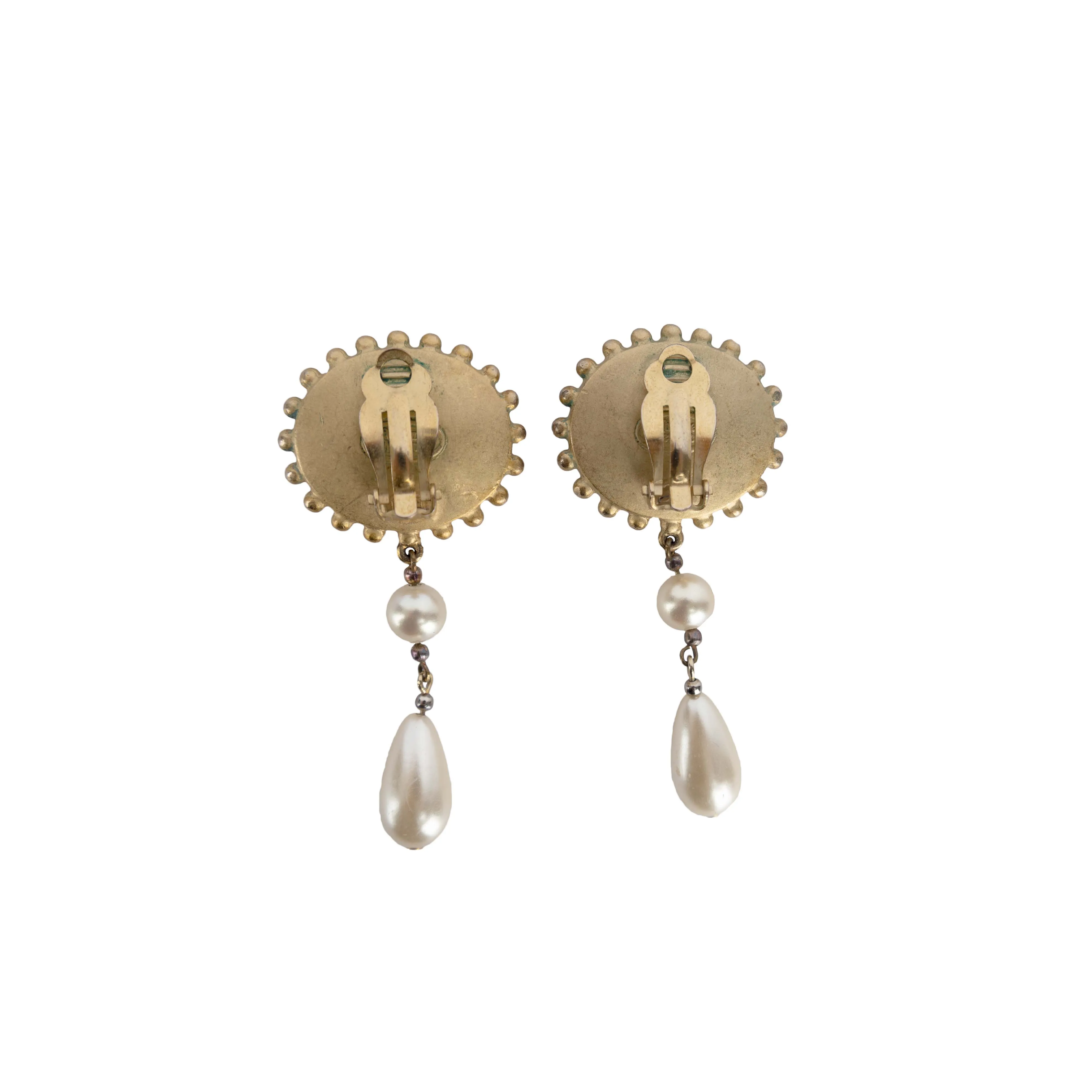 Vivienne Westwood Loelia Pearl Earrings