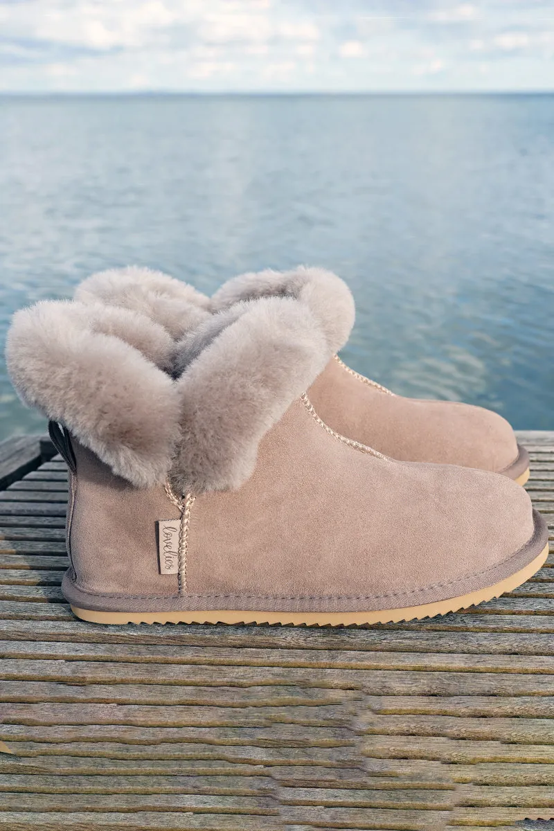 Sula Shearling Suede Boots